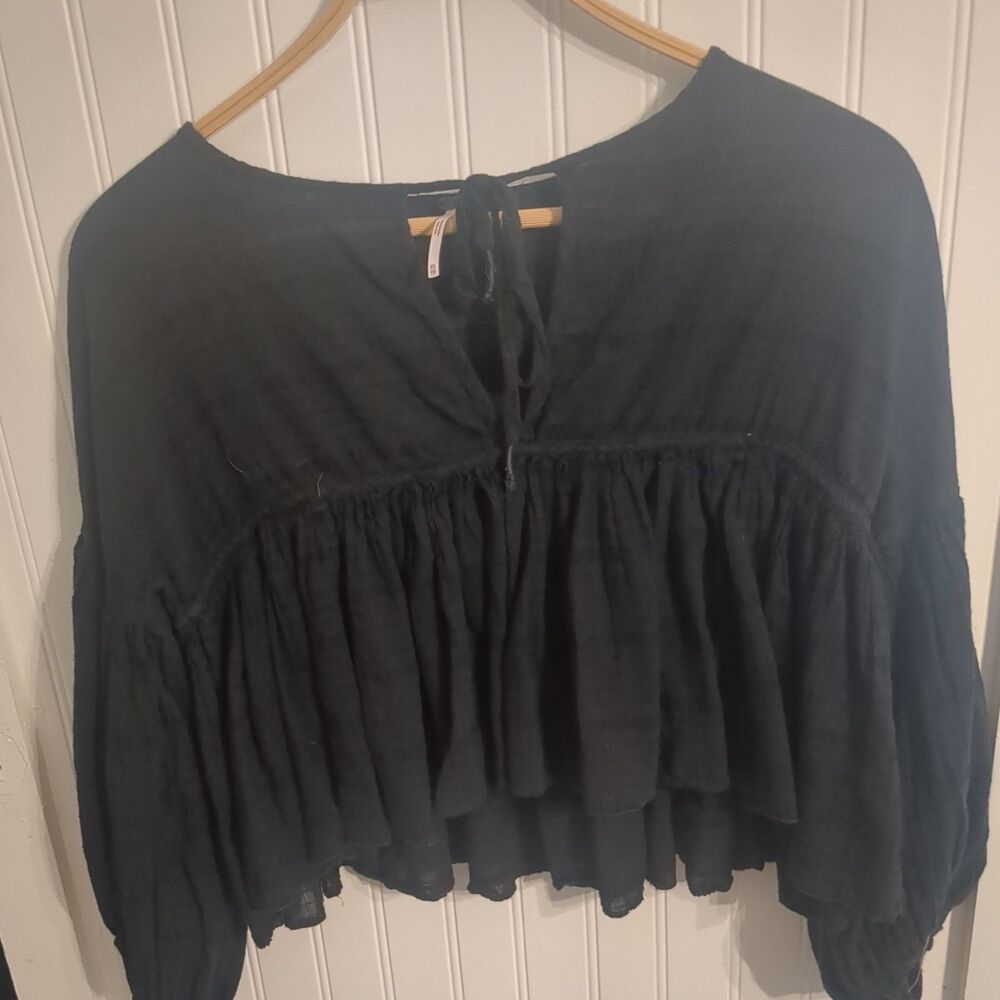 Free People Beaumont Mews Crop Top XS  Women's Gauze Gathered Blouse Black
